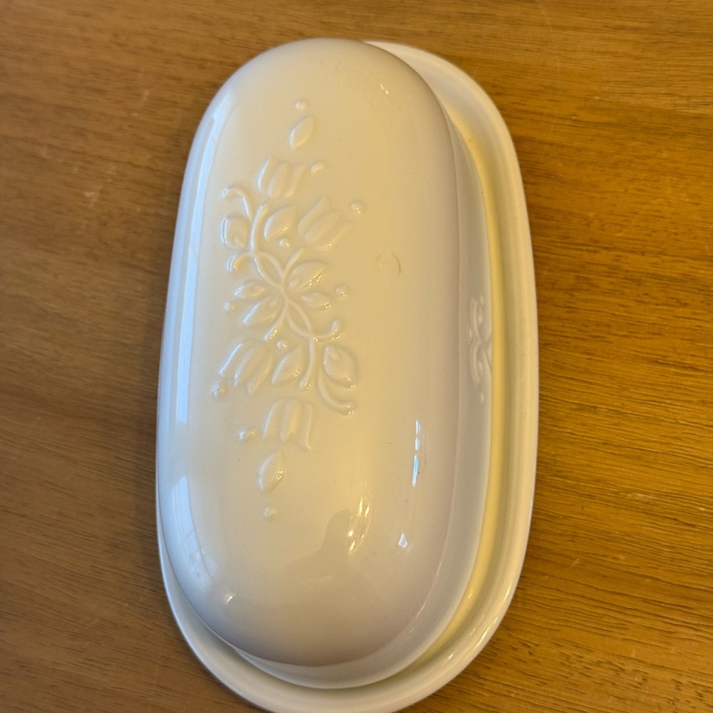 Vintage PRINCESS HOUSE PORCELAIN VERANDA BUTTER DISH - Picture 4 of 7